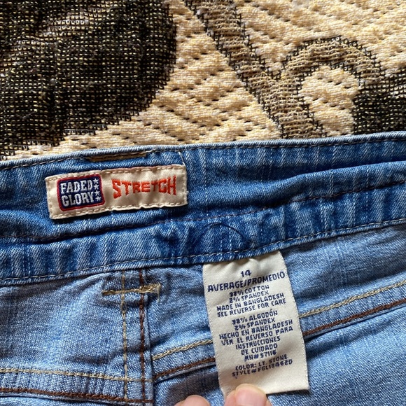 47. Faded Glory Denim Shorts Size 14 Average - Picture 5 of 6